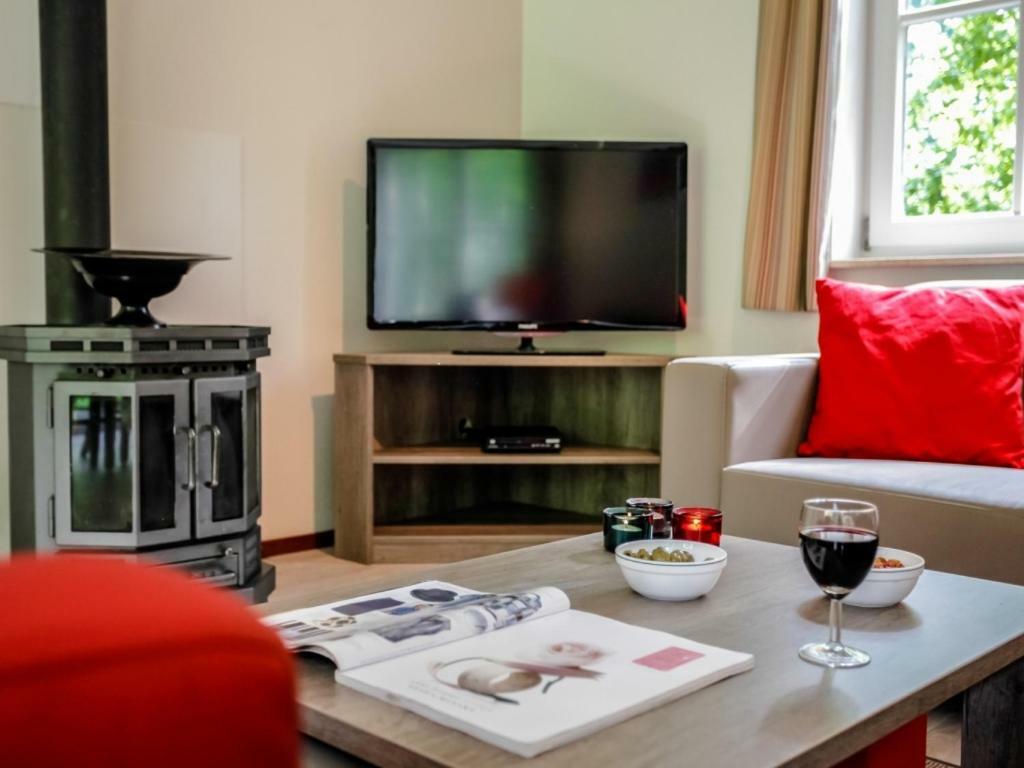 Landal Hunerwold State Otel Wateren Dış mekan fotoğraf